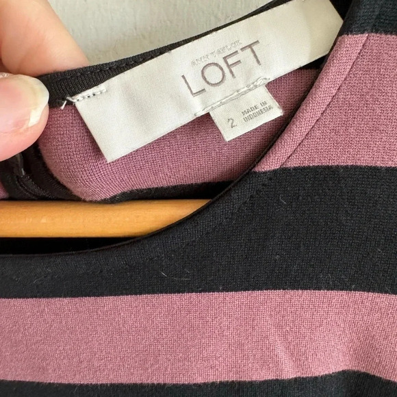 LOFT Sleeveless Black and Pink Mini Dress - Picture 5 of 6